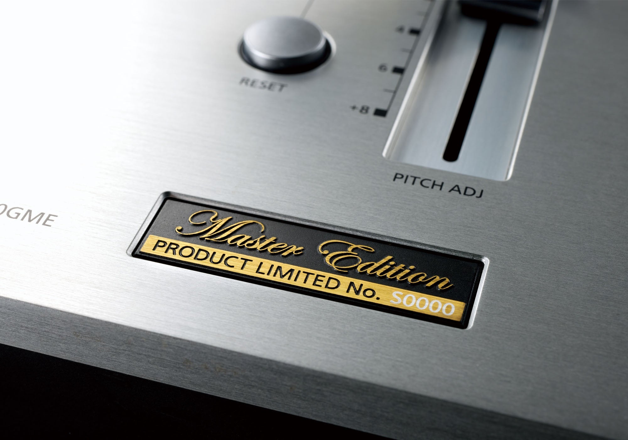 限定　Technics SL-1200LTD Limited Edition The Culmination of a Legend: Technics Introduces the Limited Edition S