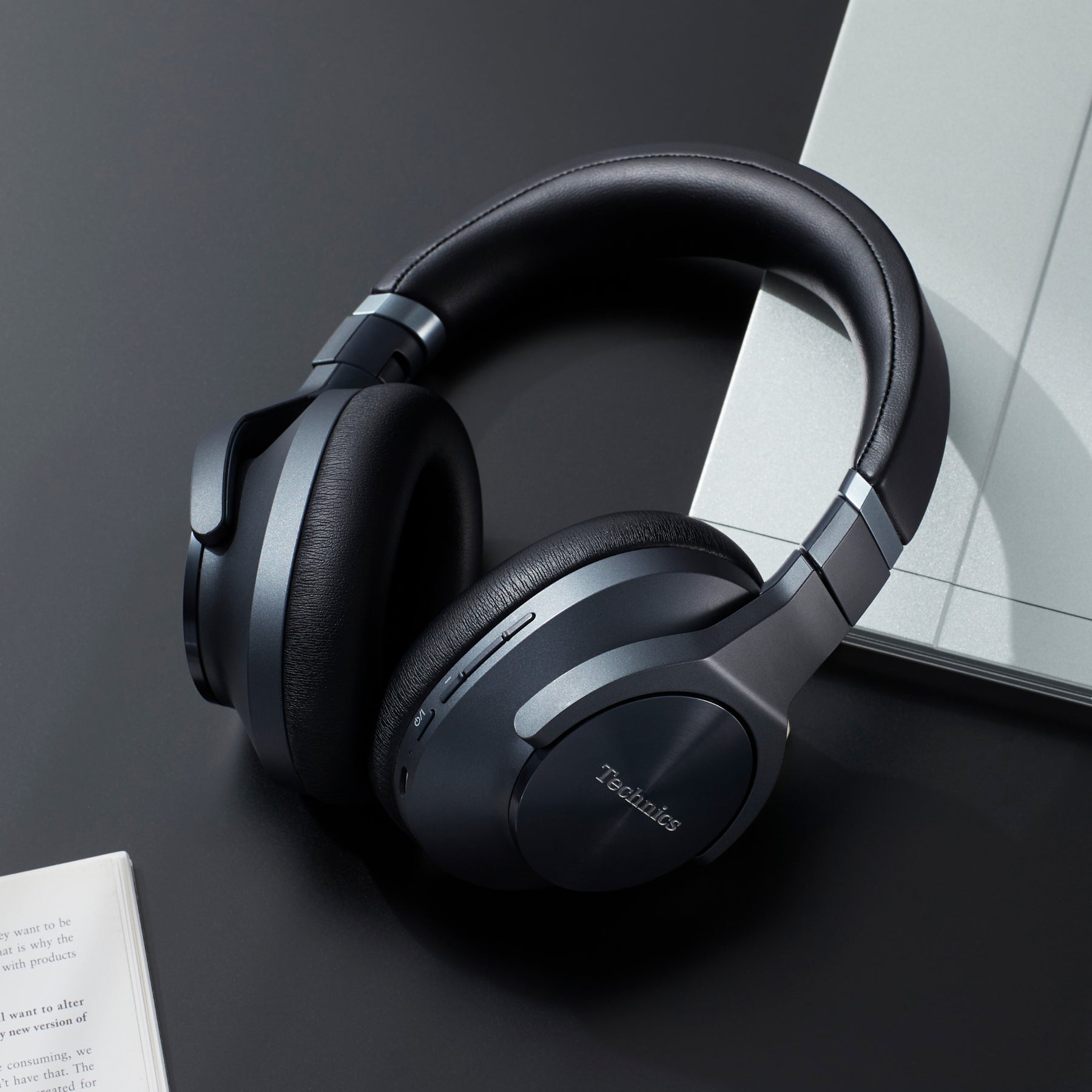 Noise Cancelling Over Ear Headphones EAH-A800